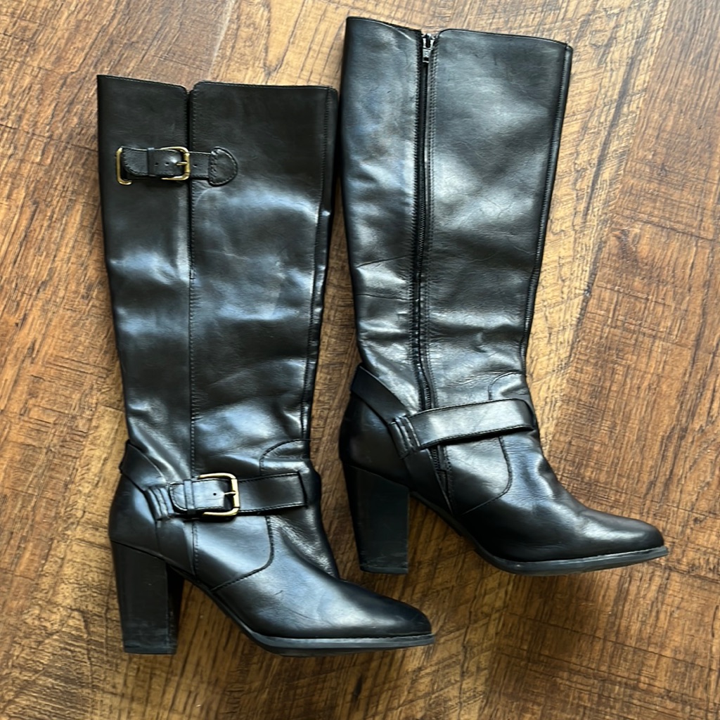Clarks High-Heeled Leather Boots Size 8